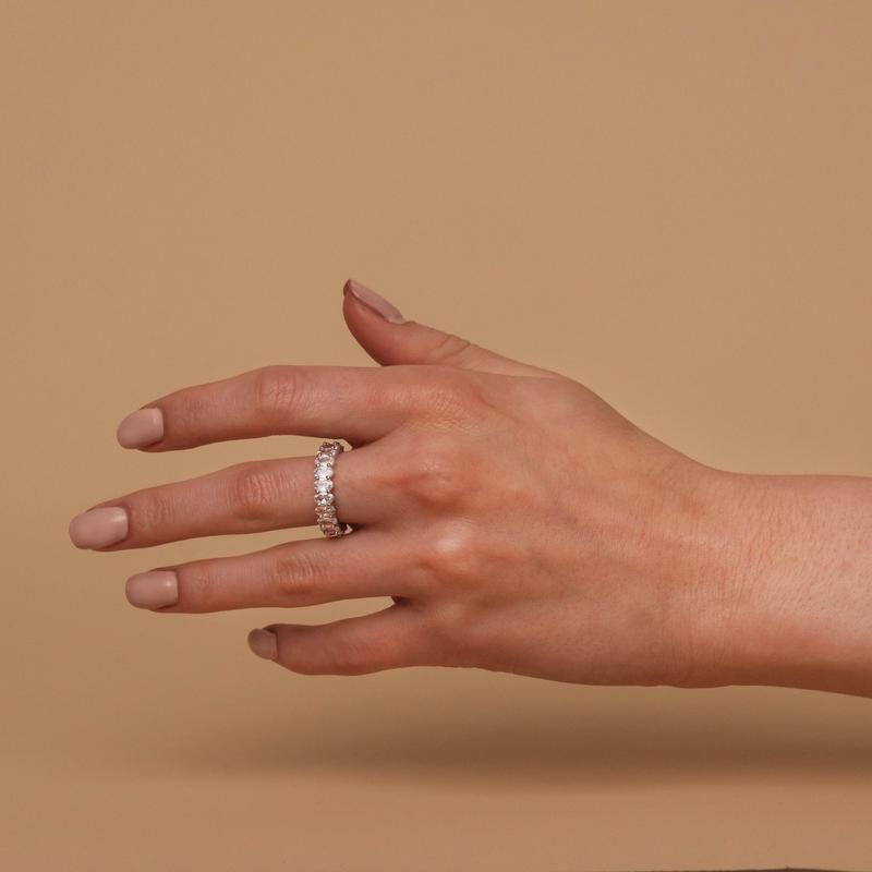 Bague d'amour plaquée or avec zircone cubique ovale 