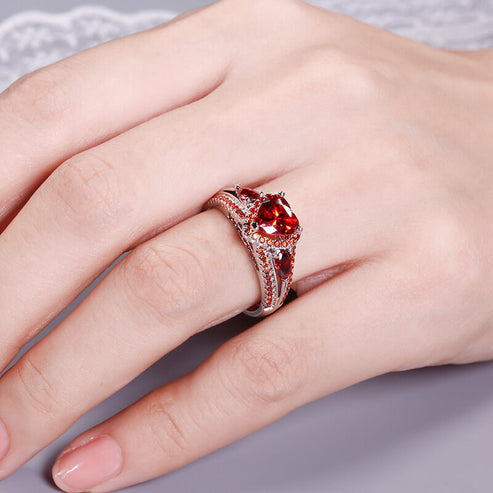 Bague en argent sterling avec halo de 3 pierres et cœur taillé 