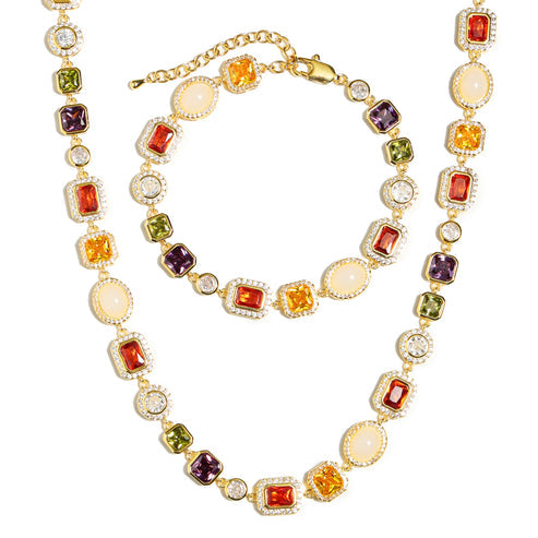 Collier pendentif romantique à motif de pierres précieuses roses 