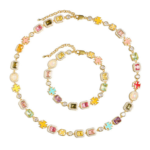 Collier pendentif romantique à motif de pierres précieuses roses 