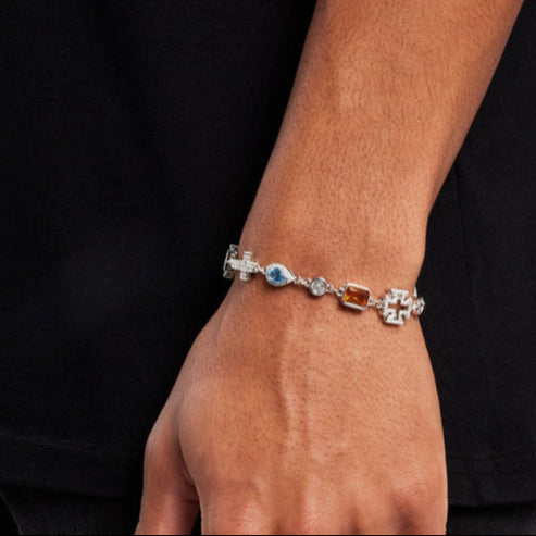 Chaîne multi-pierres blanches et croix 