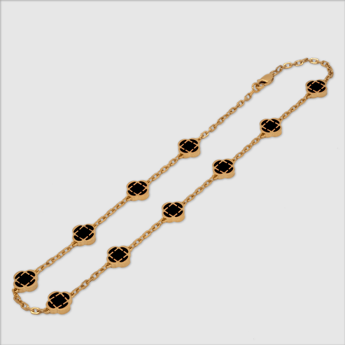 Collier en pierre précieuse et trèfle en onyx 