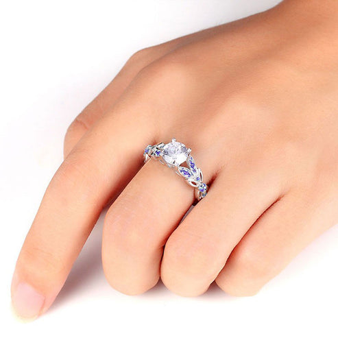 Bague en argent sterling à taille ronde avec motif papillon 